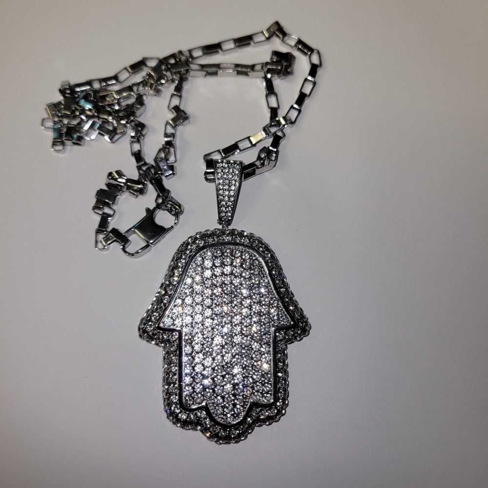 2 HAMSA WITH CHAIN FOR MEN